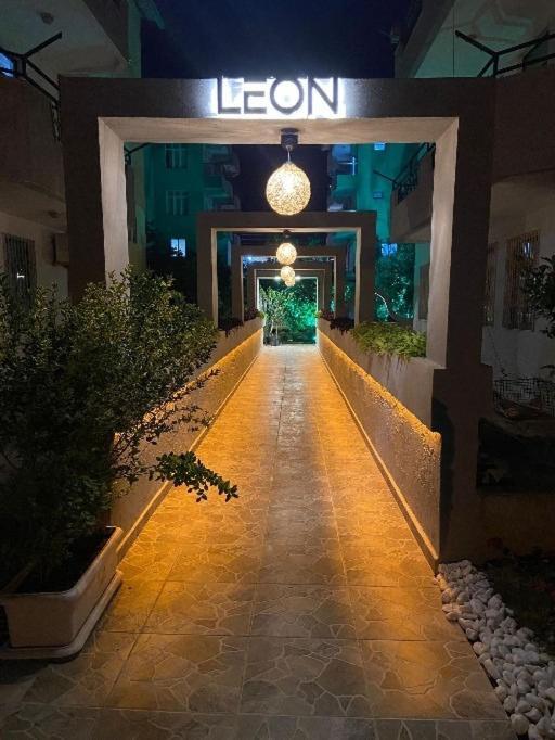 Side Leon Otel Zewnętrze zdjęcie