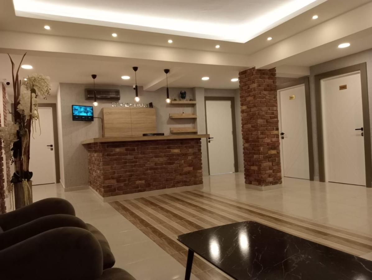 Side Leon Otel Zewnętrze zdjęcie